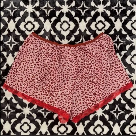 1. Victoria’s Secret Pajama Short - Picture 7 of 7